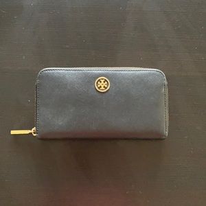 Tory Burch Long Zip Leather Wallet Black